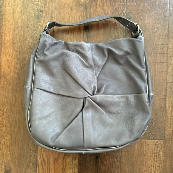 MARC by MARC JACOBS grey leather hobo, NWOT - Picture 1 of 14